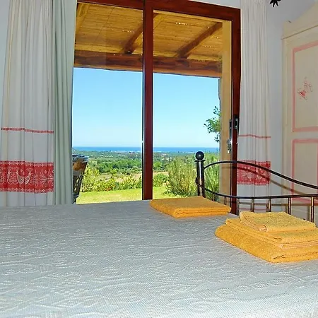 Li Teggi Turismo Rurale Bed & Breakfast *
